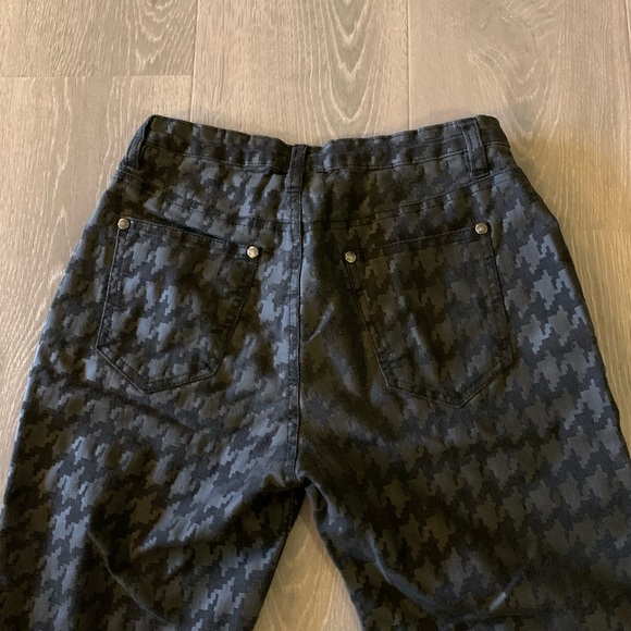 Style Midnight Velvet Pants - Picture 2 of 3